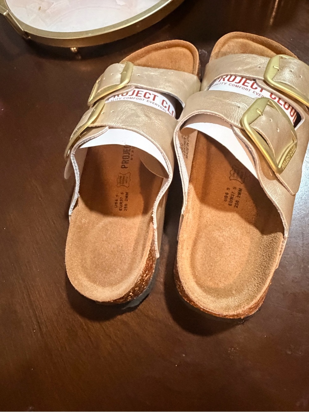 Women’s ' Metallic Gold Buckle Slide Sandals